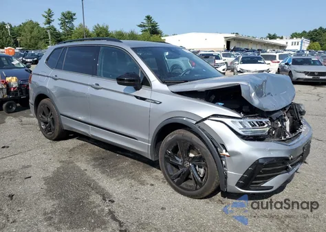 2024 Volkswagen Tiguan Se R-Line Black z USA, uszkodzony, nr VIN 3VV8B7AX1RM085069